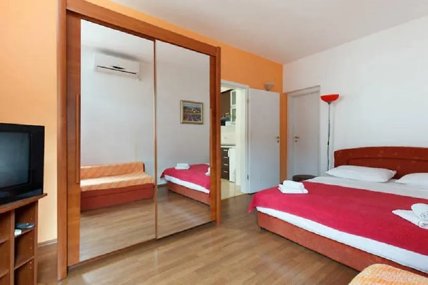 Vila Ivarossa Trogir